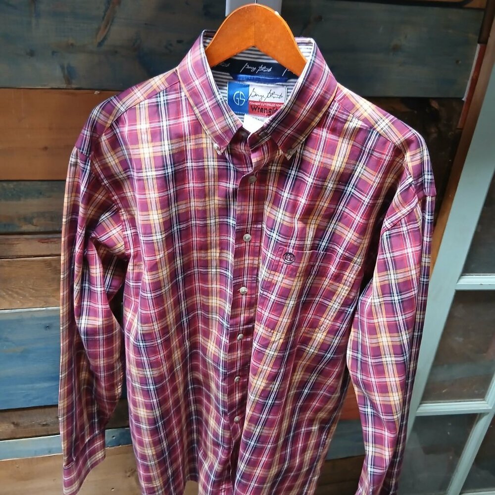 Wrangler George Strait Cowboy Cut Mens Size L Red Plaid Long Sleeve one pocket